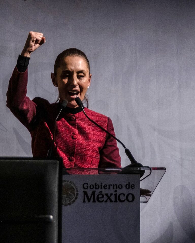 05sheridan-kwfm-mobileMasterAt3x-v2