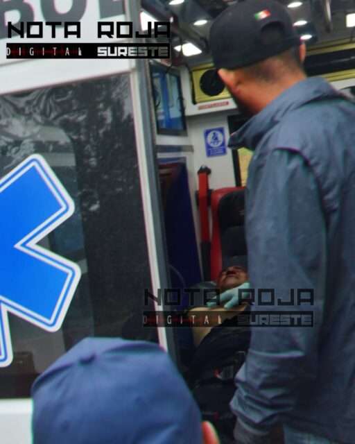 #NotaRoja #LasChoapas 
#GALERÍA 📸: Disparó contra policías de Las Choapas; trae negros antecedentes en la frontera

*De acuerdo con los reportes, el sujeto portaba un arma corta de color plateado, la cual fue asegurada tras su detención.

Más información aquí ⬇️ 
https://www.facebook.com/share/p/1b4A9xjxbd/