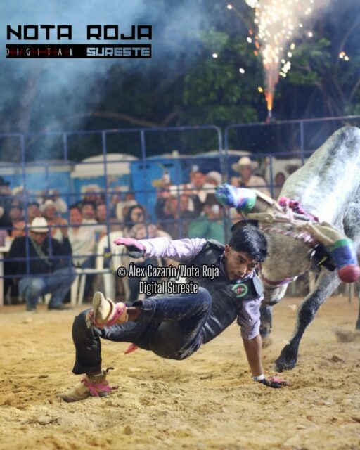 #NotaRoja #LasChoapas 
🎉🐂 ¡Éxito total el Jaripeo en Las Choapas este fin de semana!🐂🎉

Una gran noche se vivió este sábado en el Lienzo Charro “La Espuela”, dentro de la Zona Ganadera y Bufalera de Veracruz, donde cientos de asistentes disfrutaron de un ambiente lleno de tradición, música y adrenalina en el Rancho La Fortuna. 🤠🔥

El espectáculo de caballos bailarines, la música en vivo y la participación del público hicieron de este evento una verdadera fiesta que reunió a familias y amantes del jaripeo en una noche inolvidable. 🎶🐎

Sin duda, el Jaripeo Baile de Semana Santa fue todo un éxito, dejando momentos memorables y un gran ambiente que se reflejó desde el inicio hasta el cierre del evento. 👏🎉

📸 A continuación la primera galería