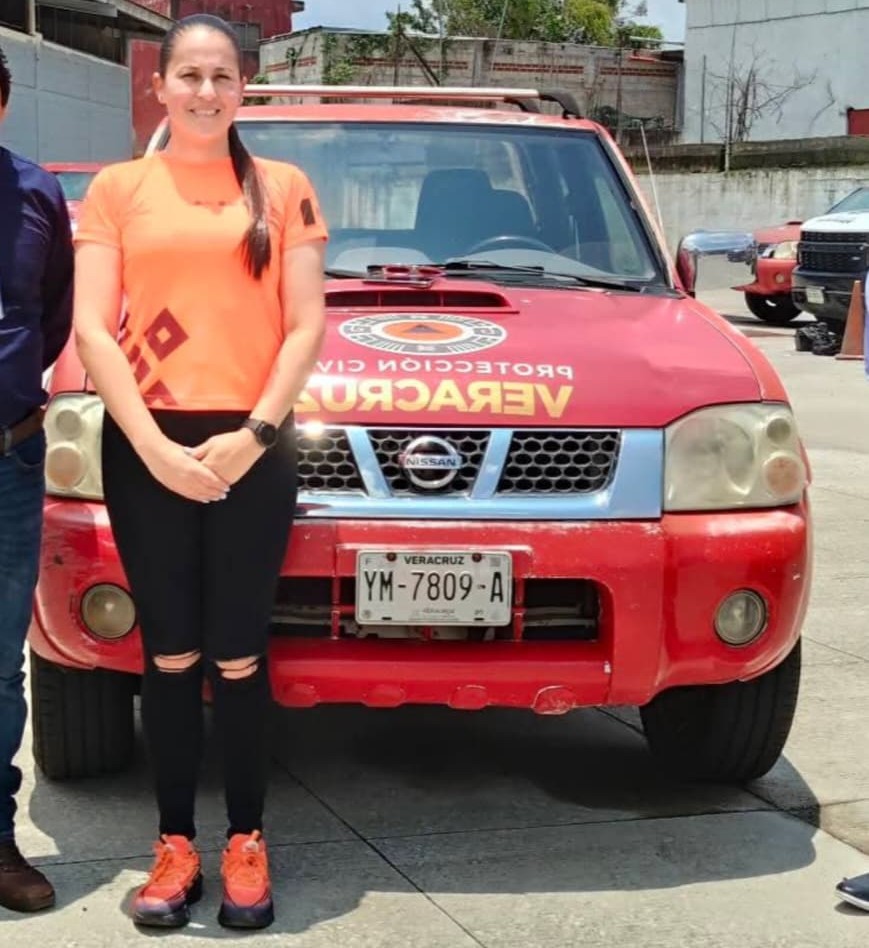 Entregan camioneta vieja de desecho a Moloacán… ¿Gestión o metáfora de desgaste político?